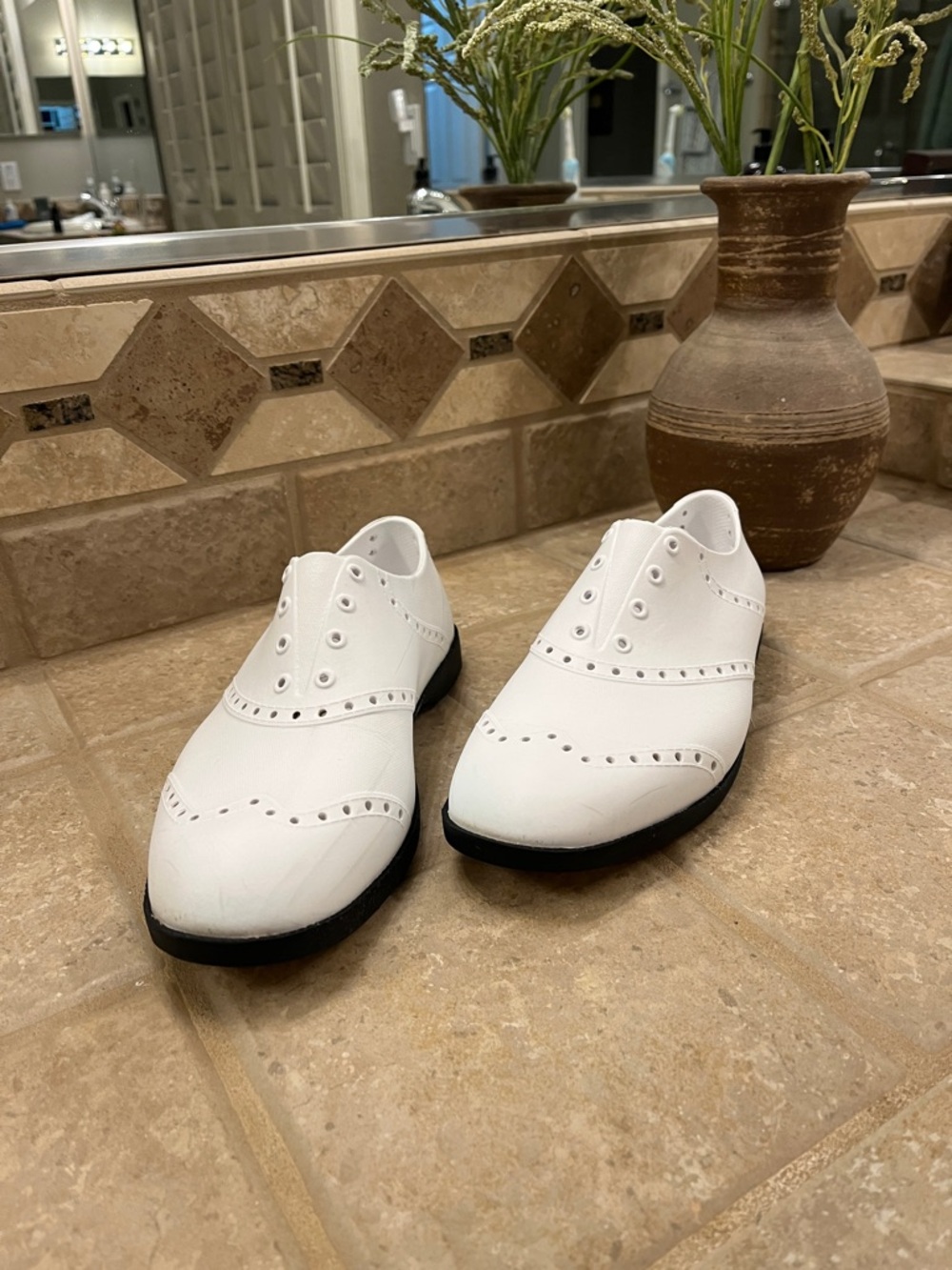 Biion White Unisex Golf Shoes 7/9